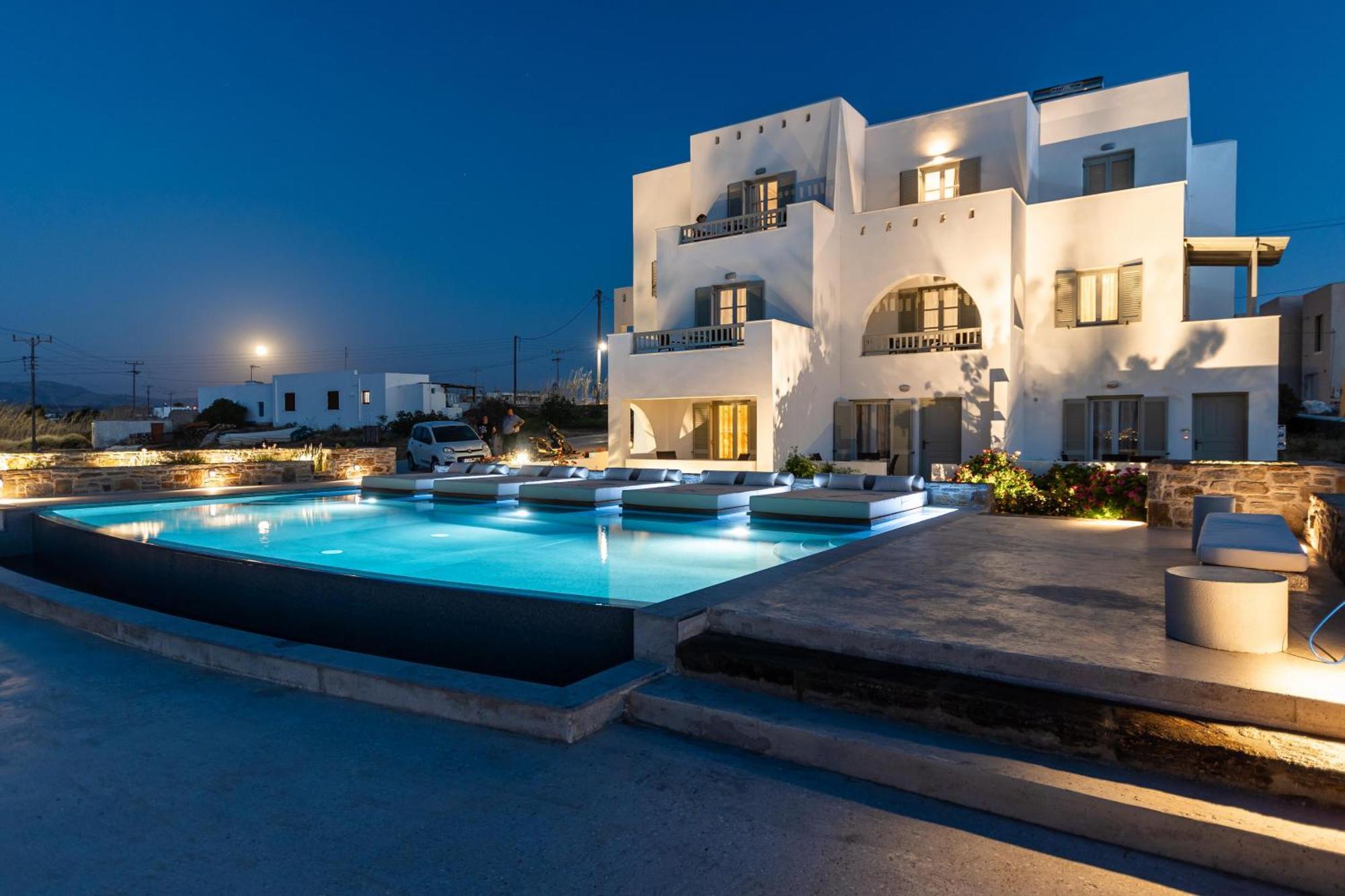 Agnadi Hotel Agia Anna  Exteriör bild