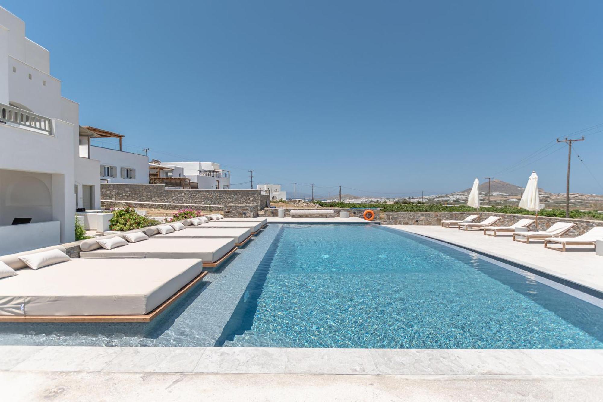 Agnadi Hotel Agia Anna  Exteriör bild
