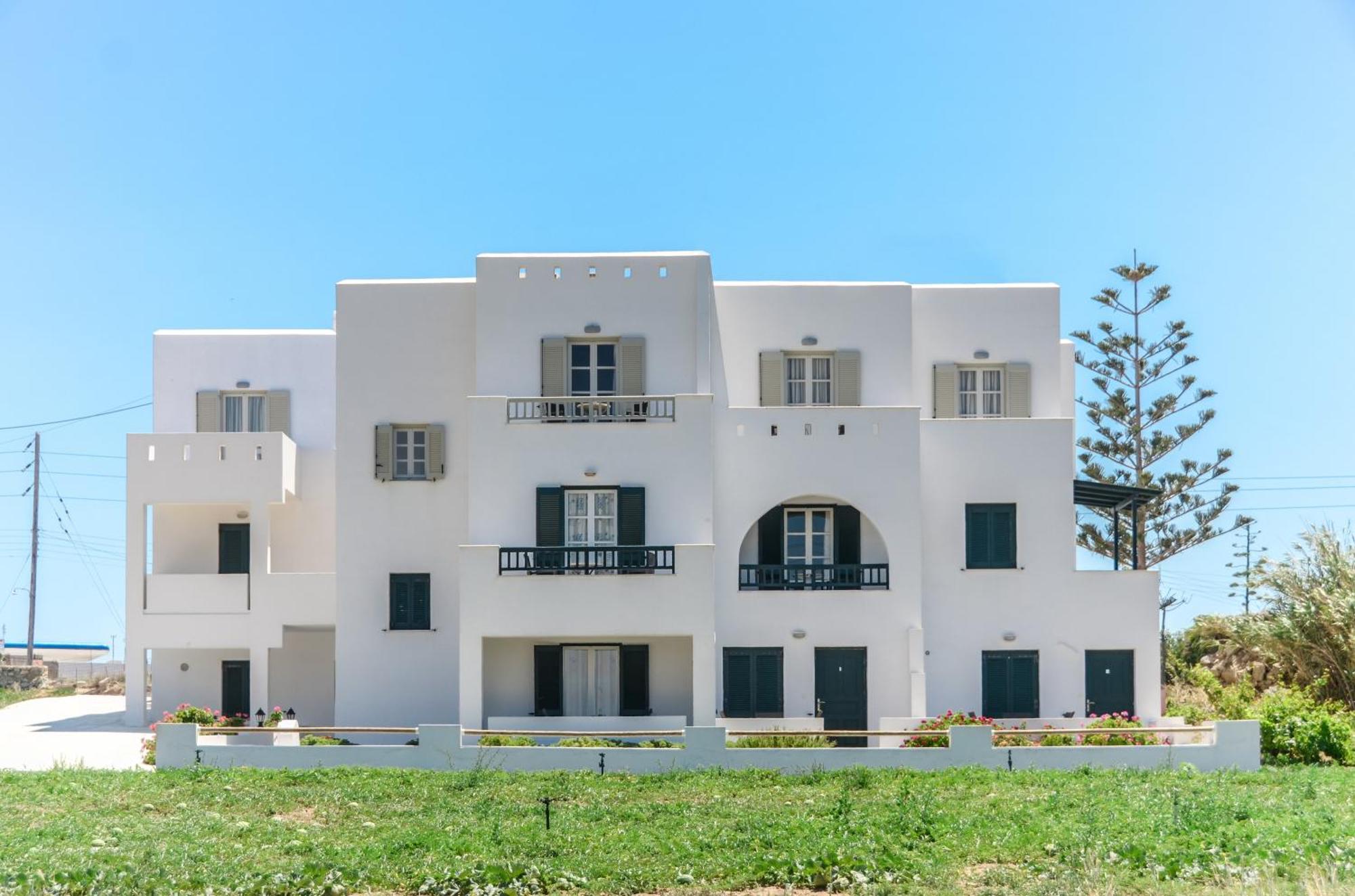 Agnadi Hotel Agia Anna  Exteriör bild